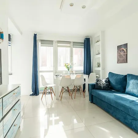 Апартаменти Apartly - Wyszynskiego Z Loggia