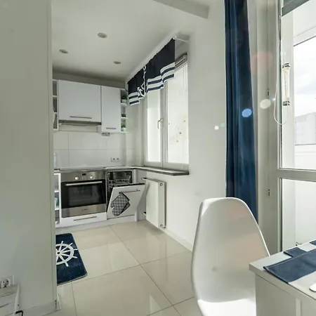 Apartly - Wyszynskiego Z Loggia * שצ'צ'ין