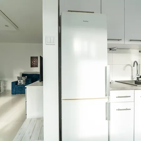 Apartly - Wyszynskiego Z Loggia * שצ'צ'ין