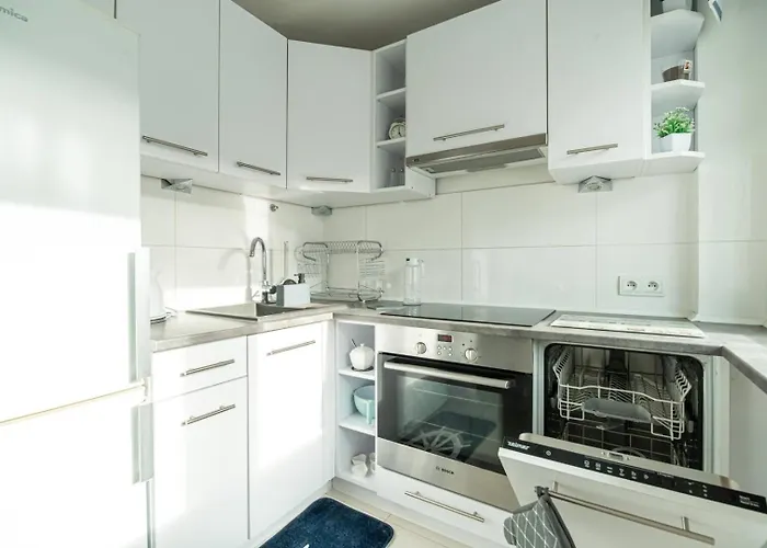 Apartly - Wyszynskiego Z Loggia Lejlighed *